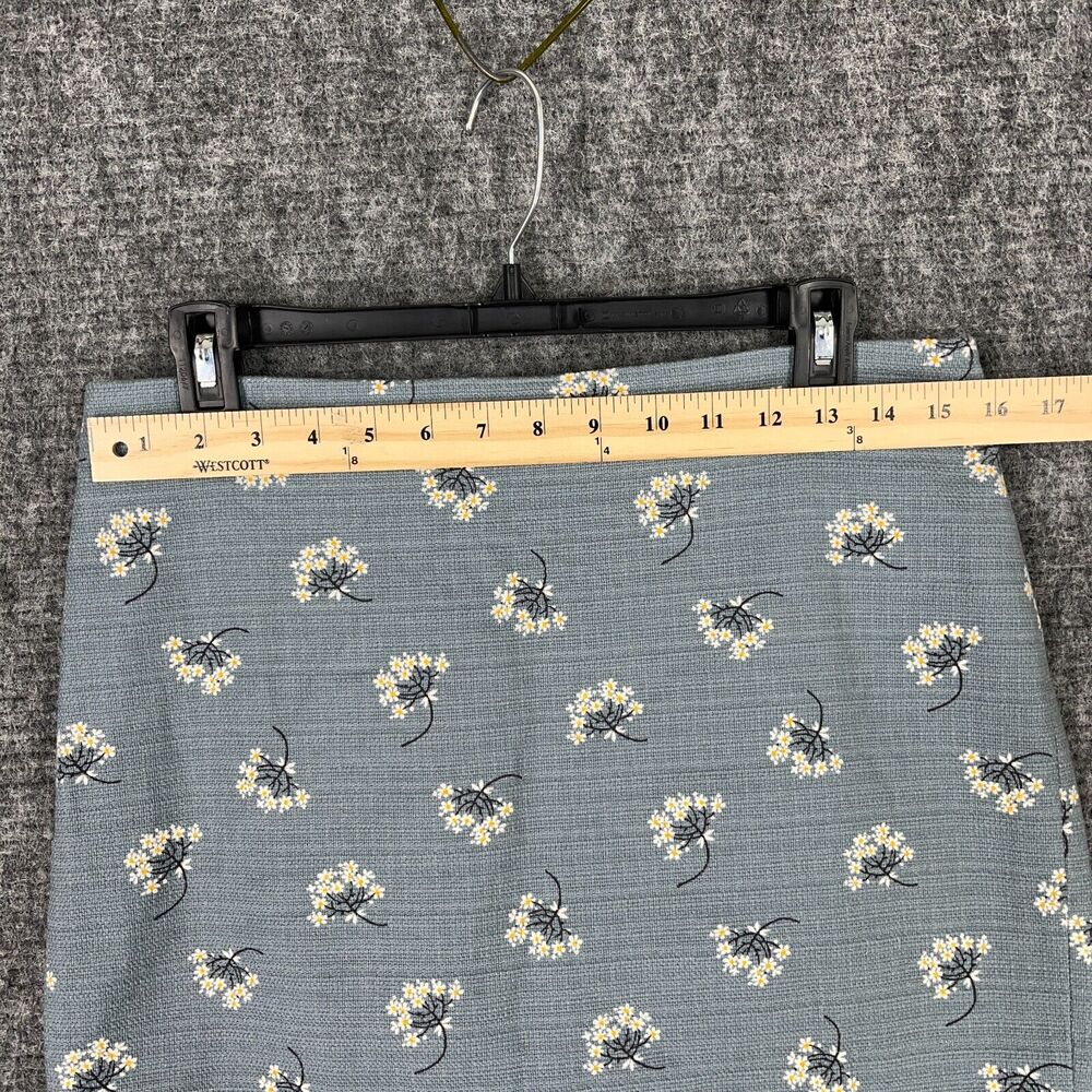 LOFT Gray Floral Pencil Skirt - Picture 6 of 11